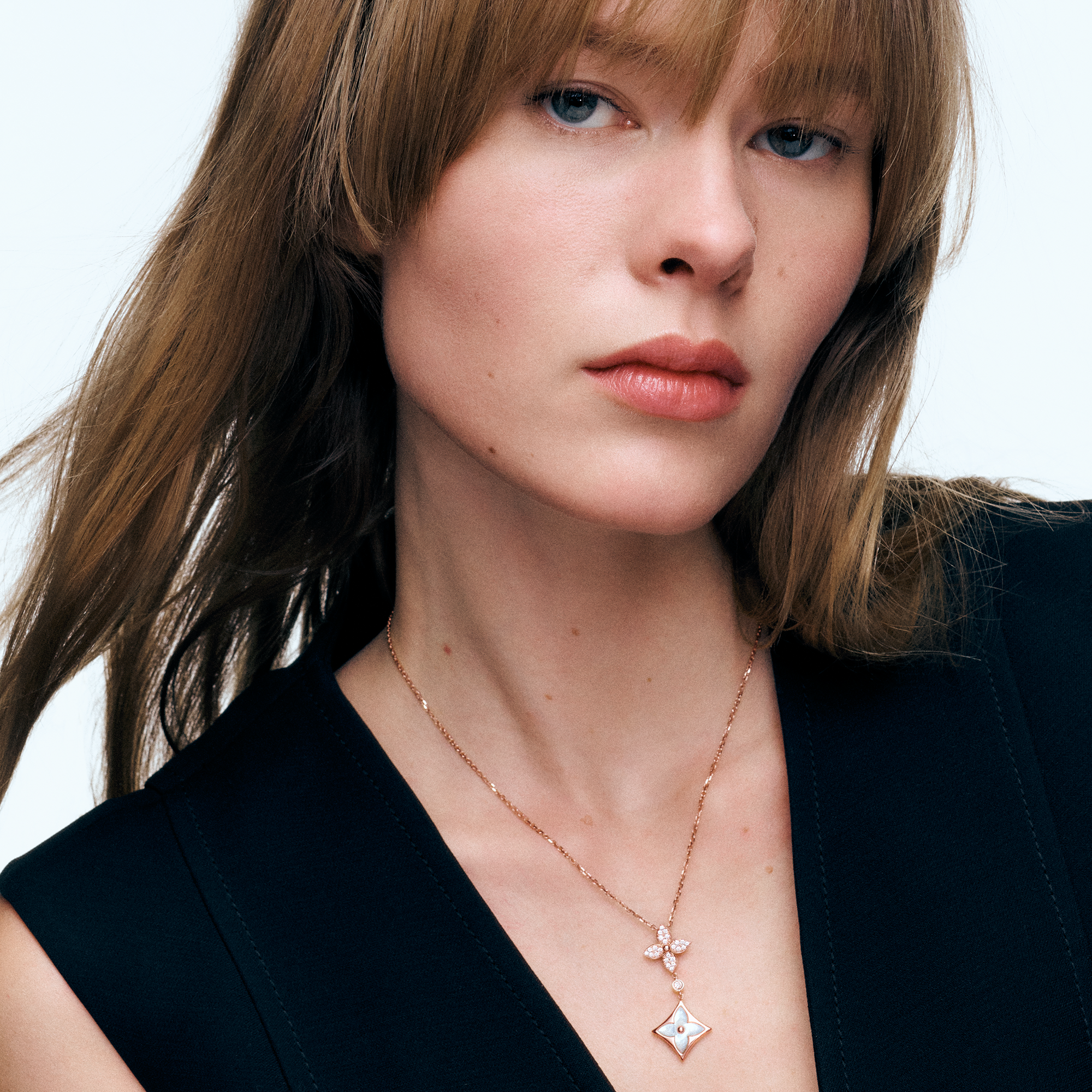 Colour Blossom Double Star Pendant, Pink Gold, White Mother-Of-Pearl And Diamonds  in Jewellery's Categories Necklaces and Pendants collections by Louis Vuitton (Product zoom)